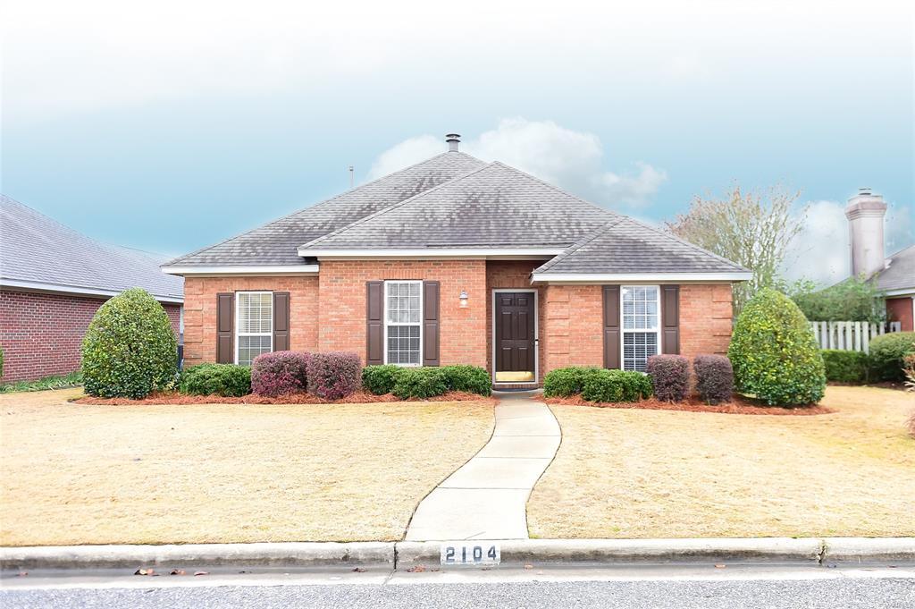 2104 Halcyon Downs Loop in Montgomery, AL - Building Photo
