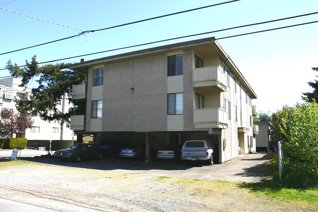 Birchwood West Apartments in Seattle, WA - Building Photo - Building Photo