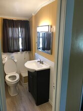 3206 Franklin St, Unit 2 second floor in Rotterdam, NY - Foto de edificio - Building Photo
