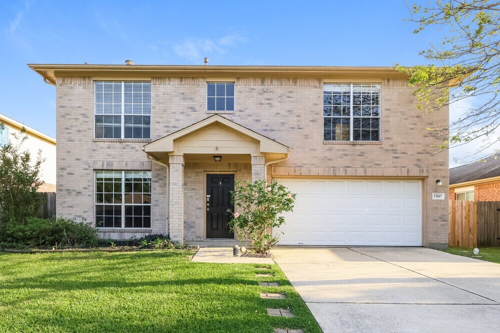 13607 Country Pine Ct in Tomball, TX - Foto de edificio