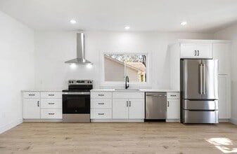 1905 Highland Ave in Columbia, TN - Building Photo - Building Photo