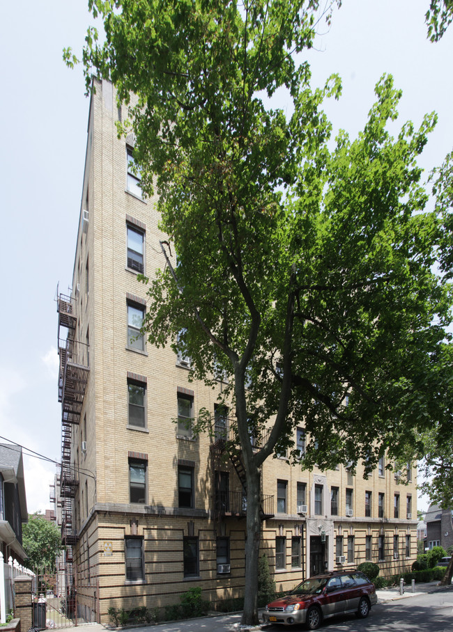 67 93rd St in Brooklyn, NY - Foto de edificio - Building Photo