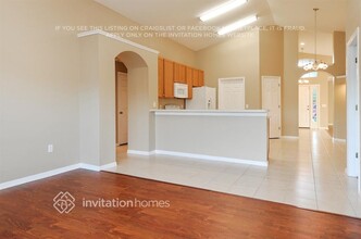 2174 Hunters Greene Dr in Lakeland, FL - Building Photo - Building Photo