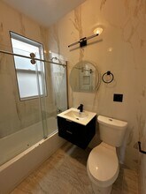 1911 S Ridgeway Ave in Chicago, IL - Building Photo - Building Photo