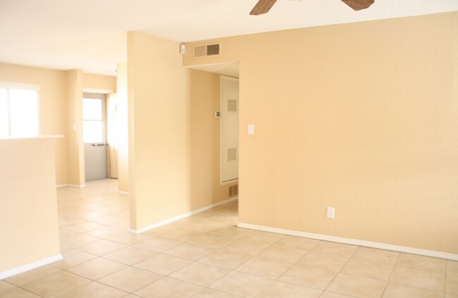 10737 Fort Worth St in El Paso, TX - Building Photo - Building Photo