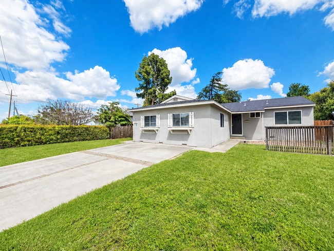 property at 1714 Pole Line Rd