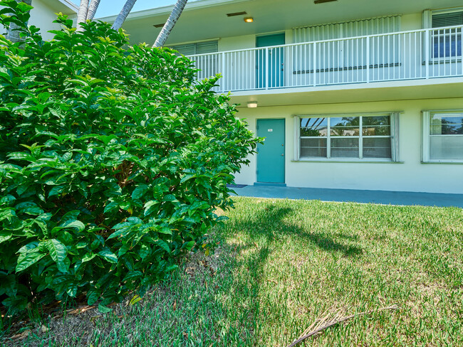 880 Horizon W in Boynton Beach, FL - Building Photo - Building Photo