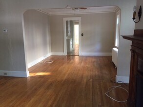 397 Boylston St, Unit 1 in Brookline, MA - Building Photo - Building Photo