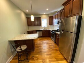 63 Mechanic St in New Haven, CT - Building Photo - Building Photo