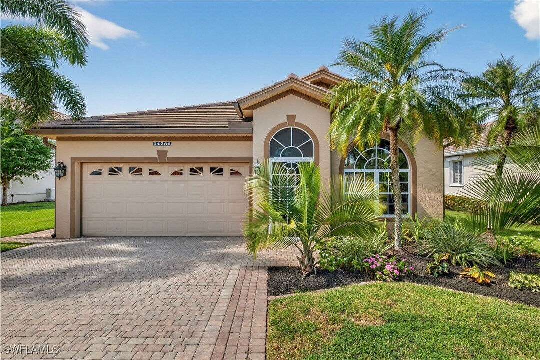 14266 Reflection Lakes Dr in Ft. Myers, FL - Building Photo
