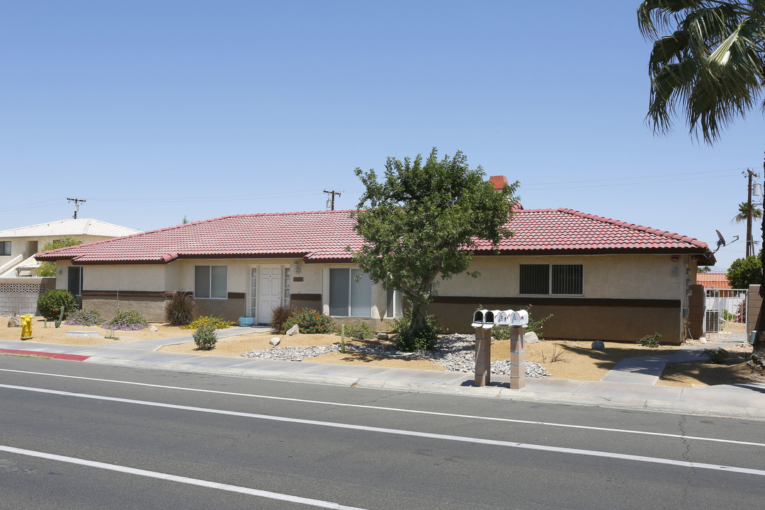 28716 Landau Blvd in Cathedral City, CA - Building Photo