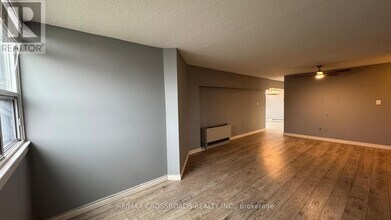 80 Athol St E in Oshawa, ON - Building Photo - Building Photo