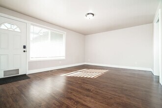 17734 113th Pl SE in Renton, WA - Building Photo - Building Photo