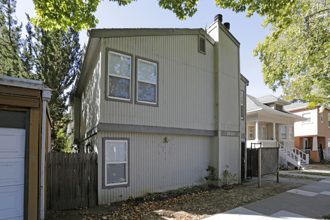 2020 S St in Sacramento, CA - Foto de edificio - Building Photo