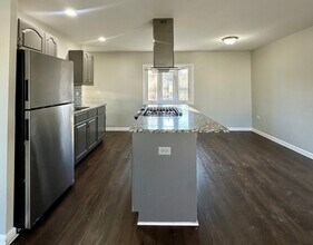 344 Hickory Ave in Romeoville, IL - Building Photo - Building Photo