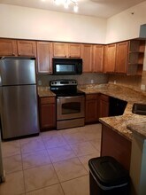 1111 Myrtlewood Cir E in Palm Beach Gardens, FL - Building Photo - Building Photo