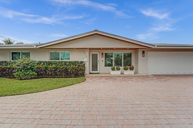2710 NE 5th St in Pompano Beach, FL - Foto de edificio - Building Photo