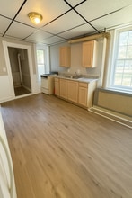 164 Main St, Unit #1R in Cohoes, NY - Building Photo - Building Photo