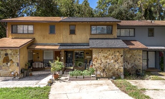 4814 Kingsmeadow Ln in Jacksonville, FL - Building Photo