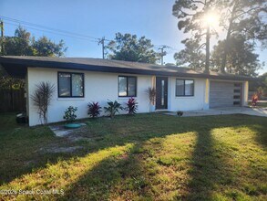 462 Breakwater St SE in Palm Bay, FL - Building Photo - Building Photo