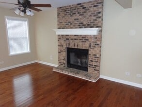 2201 Oak Leaf Ln in Lake Villa, IL - Building Photo - Building Photo