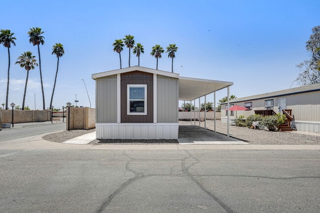 2627 S Lamb Blvd in Las Vegas, NV - Building Photo - Building Photo