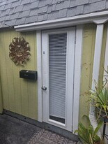 1320 E Louise Ave, Unit B in Tampa, FL - Building Photo