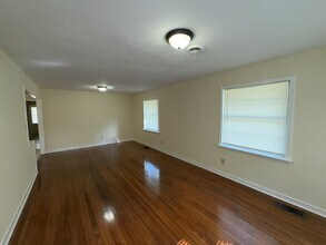 3158 Peterson Dr in Jackson, MS - Building Photo - Building Photo