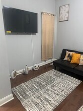 236 E 25th St in Baltimore, MD - Building Photo - Building Photo