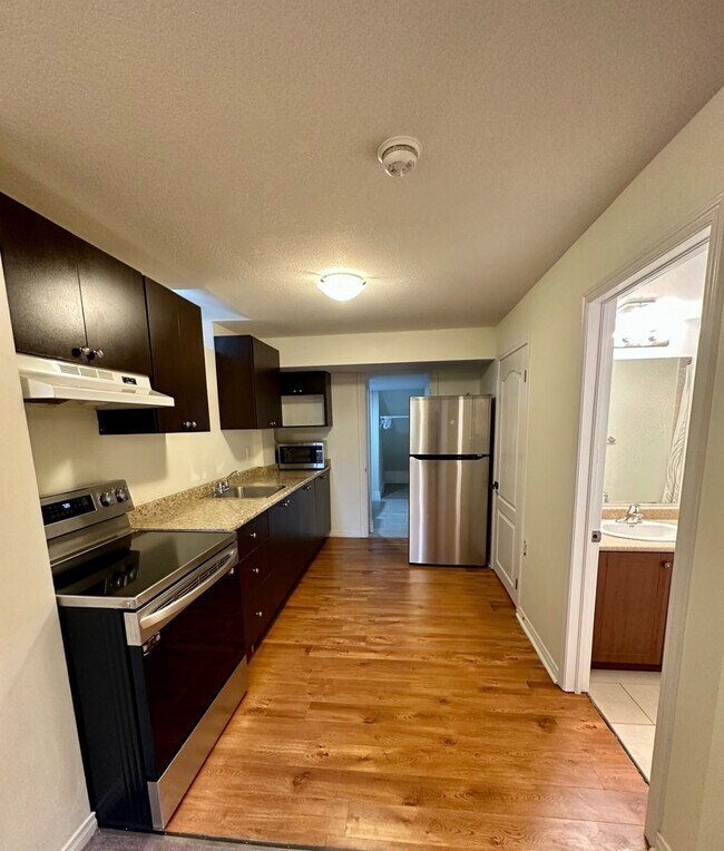 103 Baffin Cres in Brampton, ON - Building Photo - Building Photo