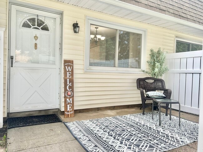136 Storm Dr, Unit 136 storm drive