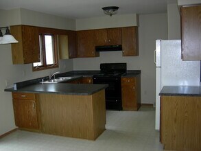 801 Harborview Ct, Unit 801 in Oshkosh, WI - Building Photo - Building Photo