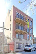 29-11 12th St in Astoria, NY - Building Photo - Primary Photo