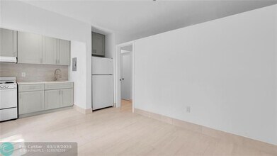 13390 NE 6th Ave in North Miami, FL - Building Photo - Building Photo