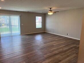 232 Sunset St in Valley, NE - Building Photo - Building Photo