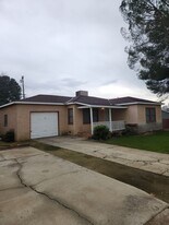 2231 Elton Ave in Bakersfield, CA - Building Photo