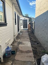 1225 92nd Ave in Oakland, CA - Building Photo - Building Photo