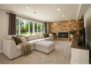 4324 Rustic Pl in Shoreview, MN - Building Photo - Building Photo