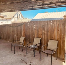 357 E Putnam Ave in Porterville, CA - Foto de edificio - Building Photo