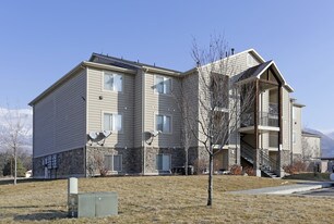The Georgian at Colonial Springs in Harrisville, UT - Building Photo