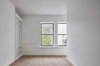 909 Madison Ave, Unit 909 A in Toledo, OH - Building Photo - Building Photo
