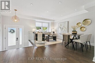 105 Twenty Second St in Toronto, ON - Building Photo - Building Photo