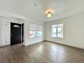 1640 Judson St in Seaside, CA - Building Photo - Building Photo