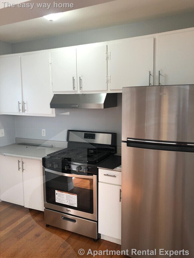 564 Putnam Ave in Cambridge, MA - Building Photo - Building Photo
