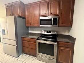 112 Oakwood Ct in Leesburg, GA - Building Photo - Building Photo