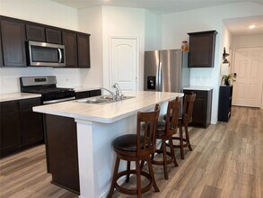 1135 Juniper Vis Dr in Houston, TX - Building Photo - Building Photo