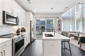387 Pratt Dr SE in Atlanta, GA - Building Photo - Building Photo