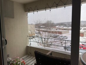 1911 Viking Dr NW in Rochester, MN - Building Photo - Building Photo