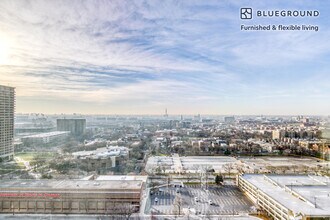 1035 W Van Buren St, Unit GO FL22-ID523 in Chicago, IL - Building Photo - Building Photo