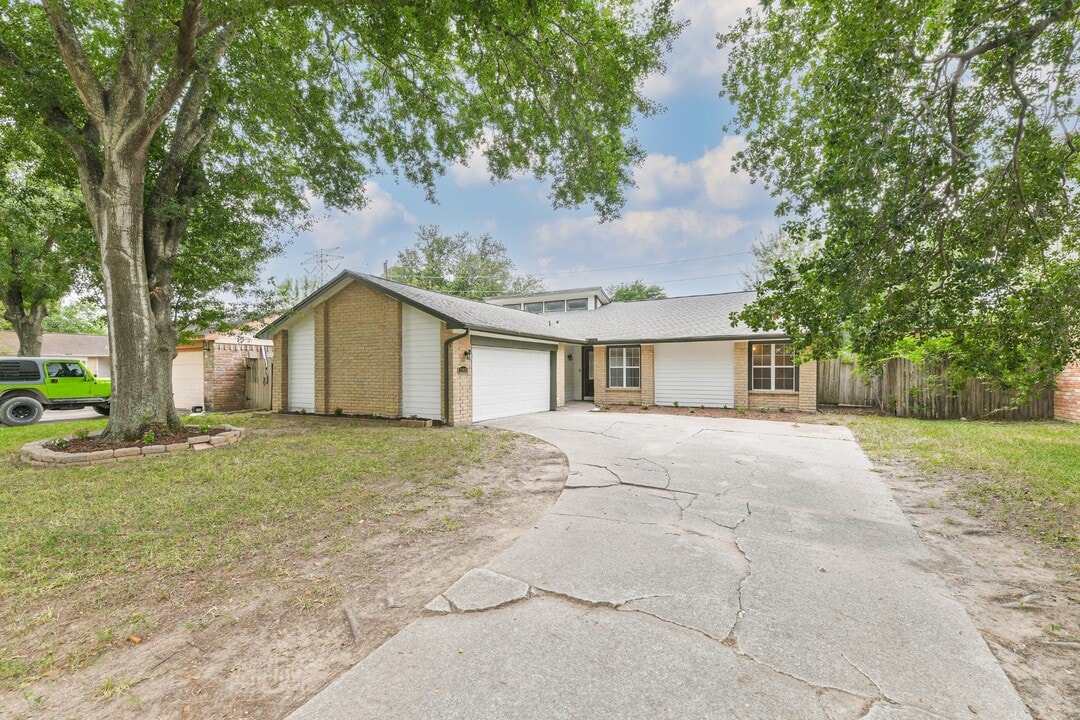 11523 Early Mist Ct in Houston, TX - Building Photo